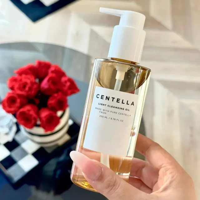 Centella Light Cleansing Oil – view 5