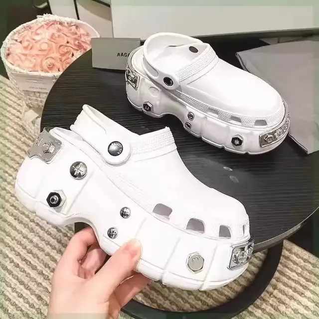 Unisex High-Platform Clogs – view 2