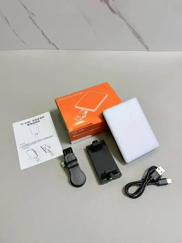 Clip-On Rechargeable LED Phone Fill Light – view 2