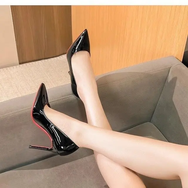 Classic 6cm Ladies Heels with Red Sole