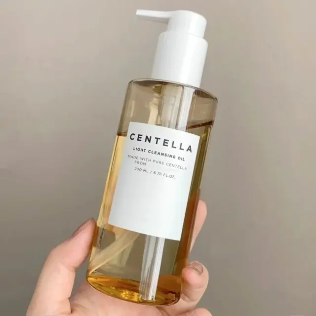 Centella Light Cleansing Oil